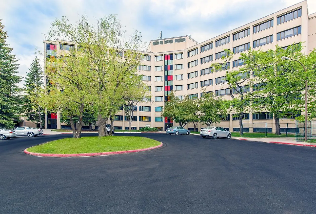 University Of Calgary - Seasonal Residence